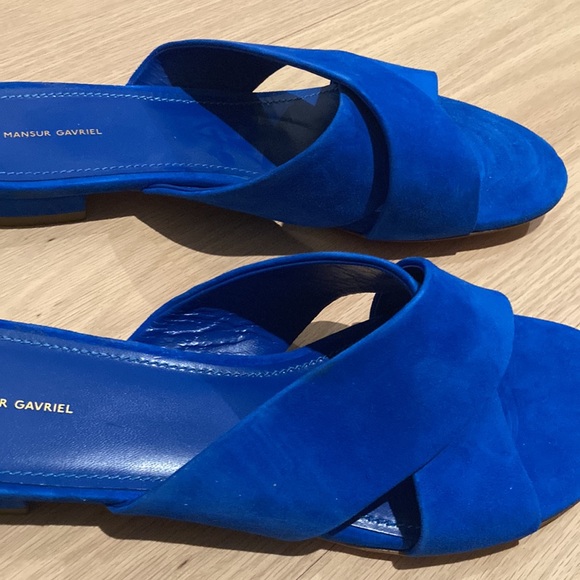 NWOT MANSUR GAVRIEL Electric Blue Suede Crossover Slide Sandals Flats 41/11 - Picture 6 of 6